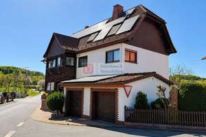 Top!! Mehrgenerationenhaus zur individuellen Nutzung mit Photovoltaikanlage – Die vollständige Adresse der Immobilie erhältst du vom Anbieter., 36396 Steinau an der Straße – Vorschaubild 1
