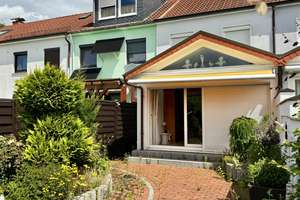 ToHuus Immobilien: schick renoviertes Reihenhaus in perfekt ruhiger Lage in Bremen-Nord ...