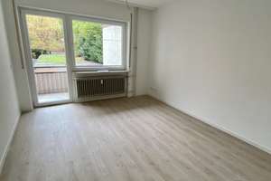 Moderne zwei Zimmer Wohnung mit Balkon und Einbauküche!