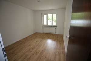 SEHR SCHÖNE SONNIGE 3 ZIMMER WOHNUNG MIT GARTEN – Stefan-George-Ring 43, 81929 Englschalking, München – Vorschaubild 23