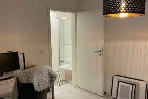 Uninahe 1,5-Zimmer-DG-Wohnung zum 01.08. – Seilerstraße 11, 42103 Elberfeld, Wuppertal – Vorschaubild 3
