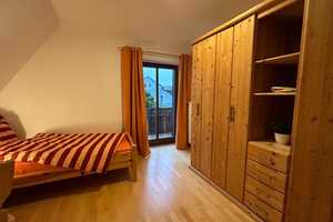 Liebevoll, modernisiertes Einfamilienhaus mit 5,5 Zimmern und Terrasse – Dr.-Ried-Str. 4, 82031 München (Kreis) – Vorschaubild 10