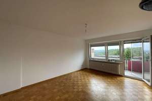 3-4 Familienhaus mit Panoramablick...Hanglage – Die vollständige Adresse der Immobilie erhältst du vom Anbieter., 70437 Freiberg, Stuttgart – Vorschaubild 5