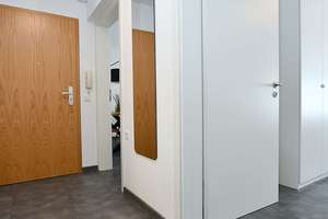 Wunderschöne, modern möblierte Wohnung in Stuttgart Feuerbach – Die vollständige Adresse der Immobilie erhältst du vom Anbieter., 70469 Lemberg/Föhrich, Stuttgart – Vorschaubild 17