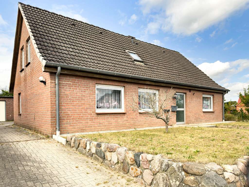 Einfamilienhaus mit Potenzial in zentraler Lage von Malente