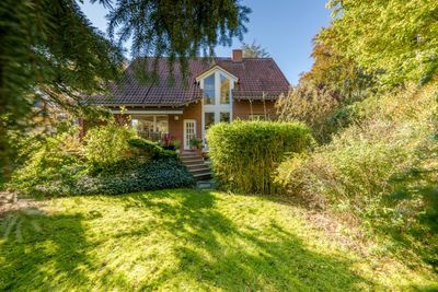 Ihr Zuhause mit Seeblick - Einfamilienhaus in idyllischer Lage