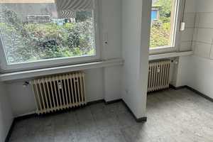 *  2,5 Zimmer Wohnung mit eigenem Garten Nutzung  in Bochum ! – Hattinger Str 743A, 44879 Bochum – Vorschaubild 2