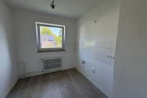Stilvoll renovierte Wohnung: einladendes Traum-Zuhause mit 3,5 Zimmern in neuem Glanz! – Feldwiese 41, 45327 Katernberg, Essen – Vorschaubild 4