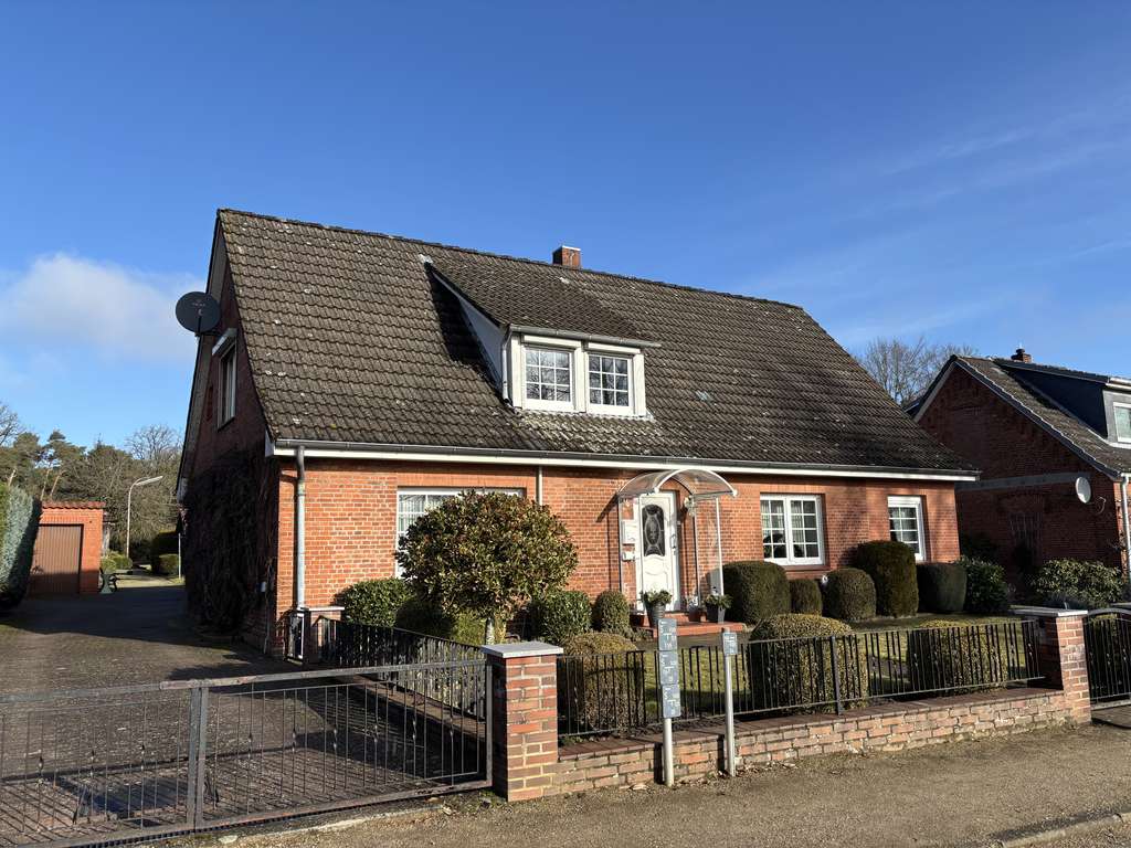 Immobilie in Büchen - . . . ein Domizil mit vielen Möglichkeiten . . . - Bild 2