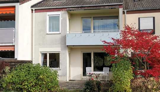 Bild von Familientraum in gesuchter Lage von Schwalbach: Reihenmittelhaus mit tollem Garten und XXL-Garage