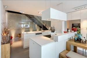Möbliert: Luxuriöses Townhouse in ruhiger Innenhoflage mitten in der Maxvorstadt – Die vollständige Adresse der Immobilie erhältst du vom Anbieter., 80333 Augustenstraße, München – Vorschaubild 2