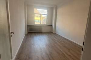 Attraktive 3,5-Zimmer-Wohnung mit Balkon in Düsseldorf-Bilk – frisch renoviert! – Erasmusstraße 7, 40223 Bilk, Düsseldorf – Vorschaubild 7