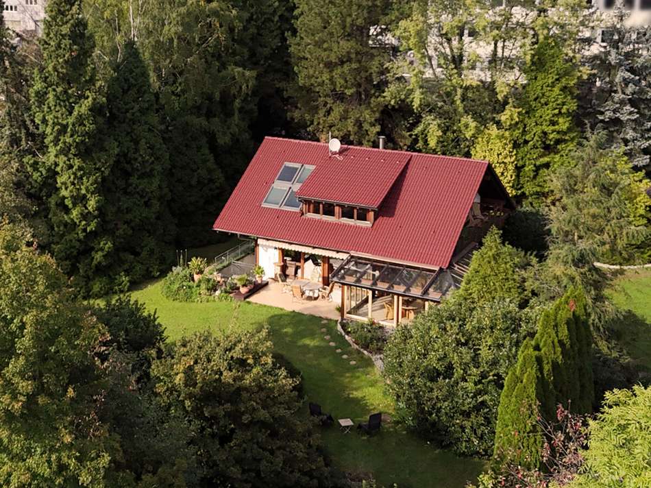 Wohnhaus/Grundstück