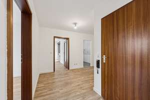 Renovierte 2-Zimmer-ETW mit Südwest-Loggia & TG-Stellplatz – Die vollständige Adresse der Immobilie erhältst du vom Anbieter., 82194 Gröbenzell – Vorschaubild 5