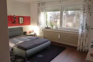 Sehr schöne 4 Zimmer Wohnung mit großen Balkon und Garten