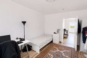 Lichtdurchflutete 3-Zimmer-Wohnung mit 
Balkon, Garage und Aufzug in D’dorf-Lichtenbroich – Die vollständige Adresse der Immobilie erhältst du vom Anbieter., 40472 Lichtenbroich, Düsseldorf – Vorschaubild 6