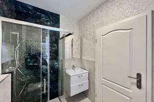 Property thumbnail 9