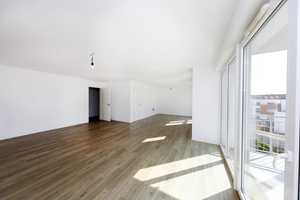 Großzügige 4-Zimmer-Wohlfühl-Wohnung mit überdachtem Süd-Balkon in Aachen-West! – Vaalser Straße 89, 52074 Aachen – Vorschaubild 2
