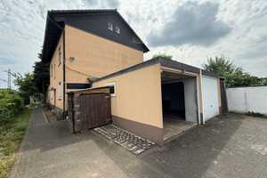 Großzügiges Zweifamilienhaus mit riesigem Garten, großer Einfahrt und umfangreichem Stellplatzangebo – Köln – Vorschaubild 1