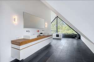 Möbliert: Designhaus mit weitläufigem Garten und viel Privatsphäre – 80997 Allach, München – Vorschaubild 16