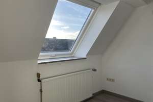 TOP gemütliche 1 ZKDB Wohnung im Dachgeschoß in zentraler, aber ruhiger Lage direkt an der FH – Lerchenfeldstraße 15, 47805 Dießem/Lehmheide, Krefeld – Vorschaubild 12