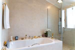 Property thumbnail 12