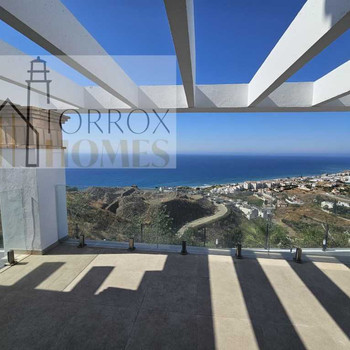 Reihenhaus zum Verkauf in Torrox Costa