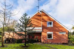 Einseitig angebautes Einfamilienhaus in begehrter Lage von St. Mauritz!