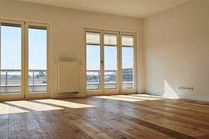 Penthouse-Feeling über den Dächern Berlins – 4 Zimmer und großzügige Dachterrassen in Bestlage – Die vollständige Adresse der Immobilie erhältst du vom Anbieter., 14167 Lichterfelde, Berlin – Vorschaubild 3