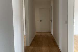 Charmante Dachgeschosswohnung mit Loggia-
3- Zimmerwohnung in Leverkusen Schlebusch – Die vollständige Adresse der Immobilie erhältst du vom Anbieter., 51375 Schlebusch, Leverkusen – Vorschaubild 12
