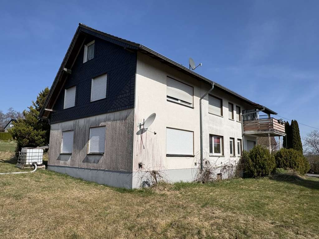 Immobilie in Marienheide - VR Immo: Renovierungsbedürftiges Zweifamilienhaus mit großem Grundstück in beliebter Lage - Bild 2