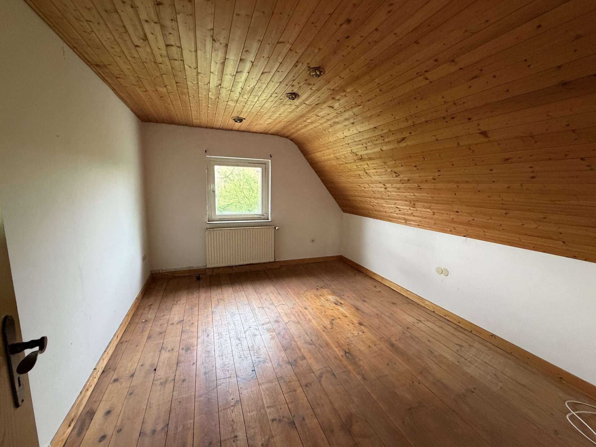 Immobilie in Horn-Bad Meinberg - Verwirklichen Sie Ihren Traum vom Landhaus - Bild 1
