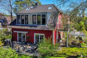 5-Zimmer-Familienhaus mit Dachterrasse, Garten & Carport in Stahnsdorf Grenze Kleinmachnow  – Die vollständige Adresse der Immobilie erhältst du vom Anbieter., 14532 Stahnsdorf – Vorschaubild 1