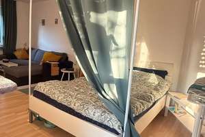 Stilvolle, geräumige und gepflegte 1-Zimmer-Erdgeschosswohnung mit Balkon und EBK in Würzburg
