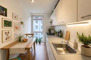 Vermietete 3-Zimmer-Wohnung im 4.OG mit Aufzug und Balkon in ruhiger Innenhoflage – Die vollständige Adresse der Immobilie erhältst du vom Anbieter., 10437 Prenzlauer Berg, Berlin – Vorschaubild 4