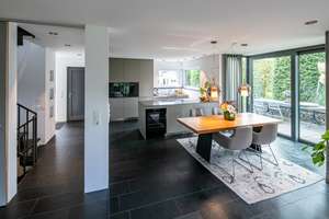 Freihstehendes Architektenhaus mit großem Garten – Gerlachweg 14B, 80999 Untermenzing, München – Vorschaubild 6