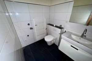 Erdgeschosswohnung mit Tiefgaragenplatz – Essen – Vorschaubild 11