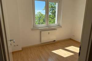Aufzug! 6.OG Charmante 2-R-Whg Wanne+ Balkon+ EBK! – Pfotenhauerstraße  86, 1307 Johannstadt-Nord, Dresden – Vorschaubild 7