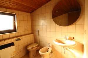 Großzügiges Anwesen - Wohnhaus u. Nebengebäude u. über 1.700 m² Grundstück - ideal für ihr Hobby ... – Die vollständige Adresse der Immobilie erhältst du vom Anbieter., 74838 Limbach – Vorschaubild 28