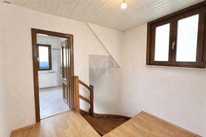 Einfamilienhaus mit Einliegerwohnung und tollem Blick – Die vollständige Adresse der Immobilie erhältst du vom Anbieter., 65817 Eppstein – Vorschaubild 5