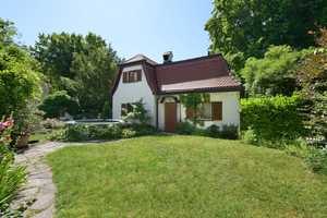 Historisches freistehendes Gartenhaus in der Villenkolonie I in München-Pasing   – Marsopstraße 4b, 81245 München – Vorschaubild 1