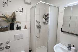 2-Zimmer-Wohnung mit überdachtem Balkon zur Untermiete in sehr ruhiger Straße. – 22455 Niendorf, Hamburg – Vorschaubild 12