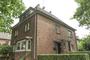 EINE SCHÖNE ECKE : Freistehendes Dreifamilienhaus mit Potenzial - Duisburg Aldenrade - von Privat – Heinestraße 30, 47179 Duisburg – Vorschaubild 3