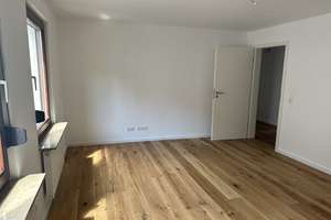 Sonnige 3-Zi-Whg. mit Balkon & Parkplatz (optional) - Erstbezug nach Sanierung – Die vollständige Adresse der Immobilie erhältst du vom Anbieter., 70184 Gablenberg, Stuttgart – Vorschaubild 4