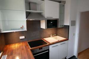 Hochwertig renovierte 3 Zi. Wohnung mit Küche, Luxusbad + sep. WC, nahe der U-Bahn, ruhig, Südaus.! – Treitschkestr. 9, 80992 Alt-Moosach, München – Vorschaubild 10