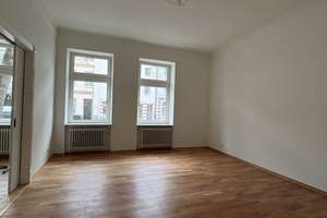 3-Zimmer Altbauwohnung mit Balkon in Düsseldorf Unterbilk – Fürstenwall 53, 40219 Unterbilk, Düsseldorf – Vorschaubild 1