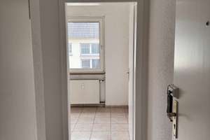 1-Zimmer-Wohnung mit Balkon in Essen-Altendorf! – Unterdorfstraße 8, 45143 Altendorf, Essen – Vorschaubild 4