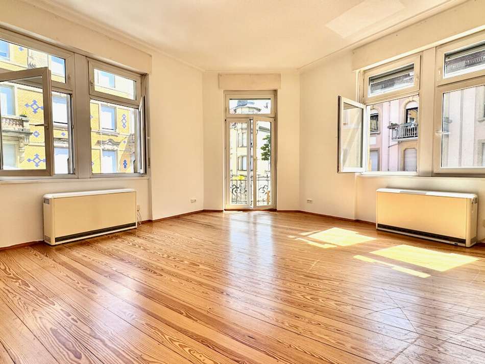 1.OG rechts Wohnzimmer