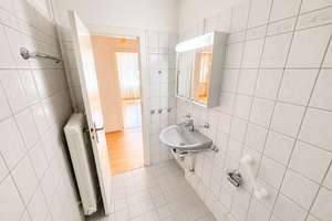 Ruhige 3-Zimmer-Wohnung auf Erbpacht mit Südwestbalkon im Lübecker Musikerviertel – Die vollständige Adresse der Immobilie erhältst du vom Anbieter., 23556 Sankt Lorenz Nord, Lübeck – Vorschaubild 14