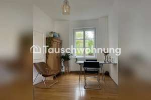 Tauschwohnung: Zentraler Altbau mit viel Licht